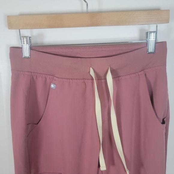 FIGS Pink Technical Collection Jogger Comfortable Scrubs Size XS - Picture 3 of 9